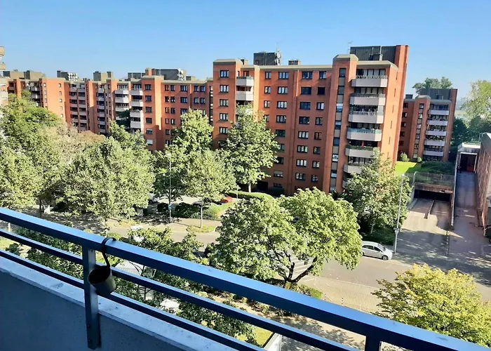 Lejlighed With Balcony, Neuss